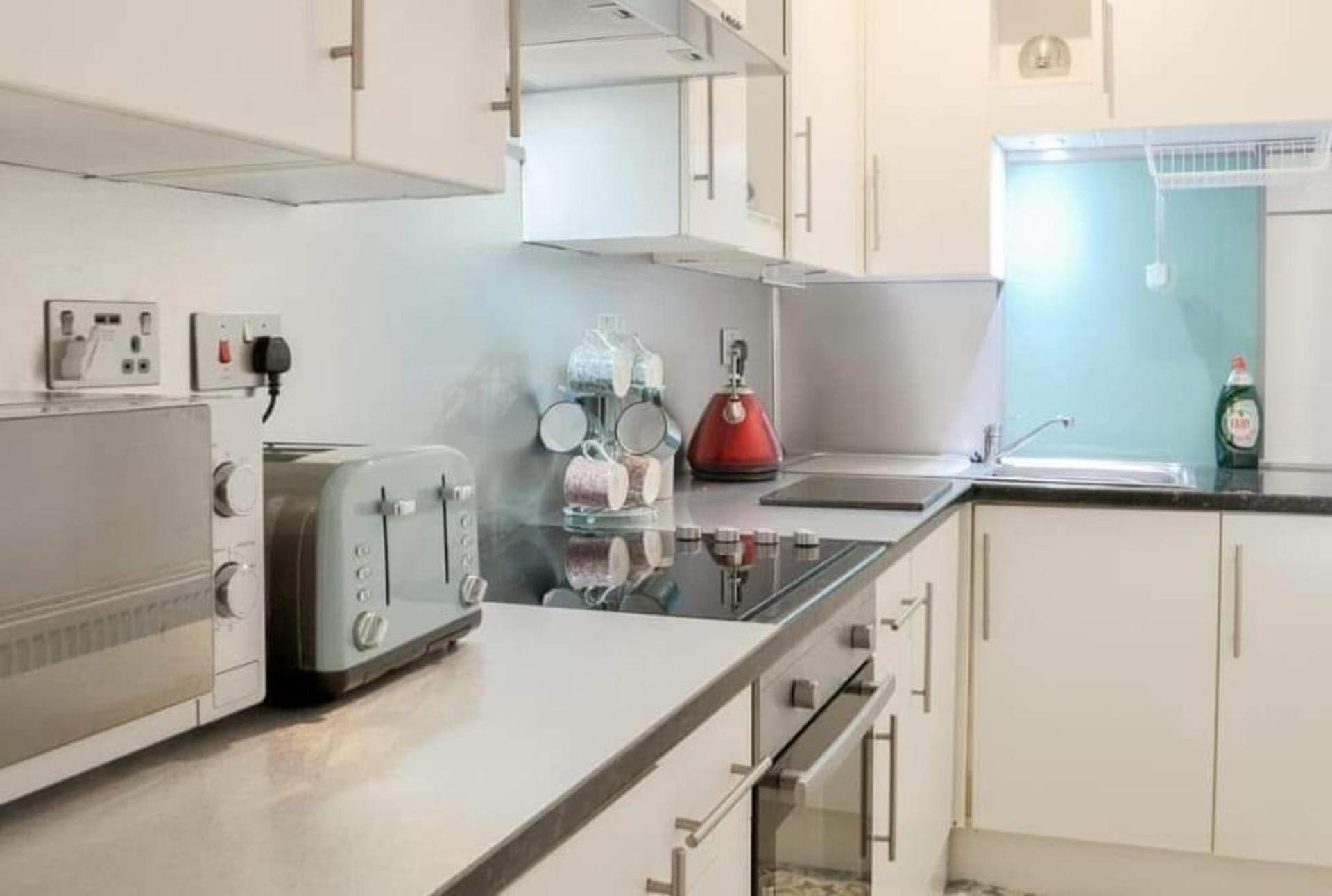Ground Floor Studio Apartment In Бридлингтън Екстериор снимка